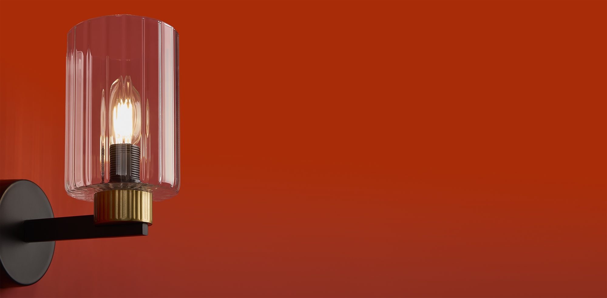 Настенный светильник (бра) Freya FR2051WL-01BBS1