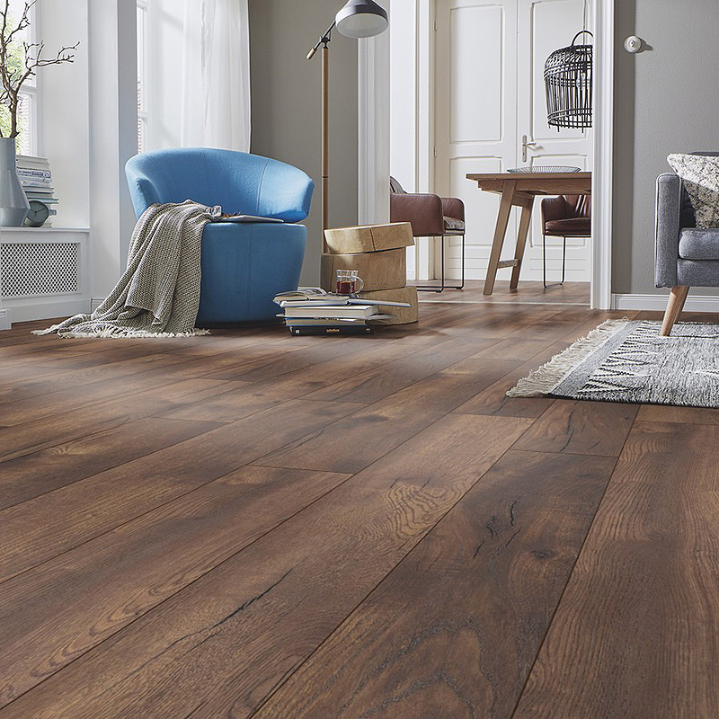 Ламинат Kronotex Exquisit Plus D4766 Дуб темный Петерсон