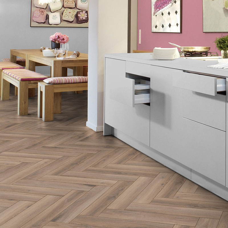 Ламинат Kronotex Herringbone V4 8 D3766AB Metz Oak