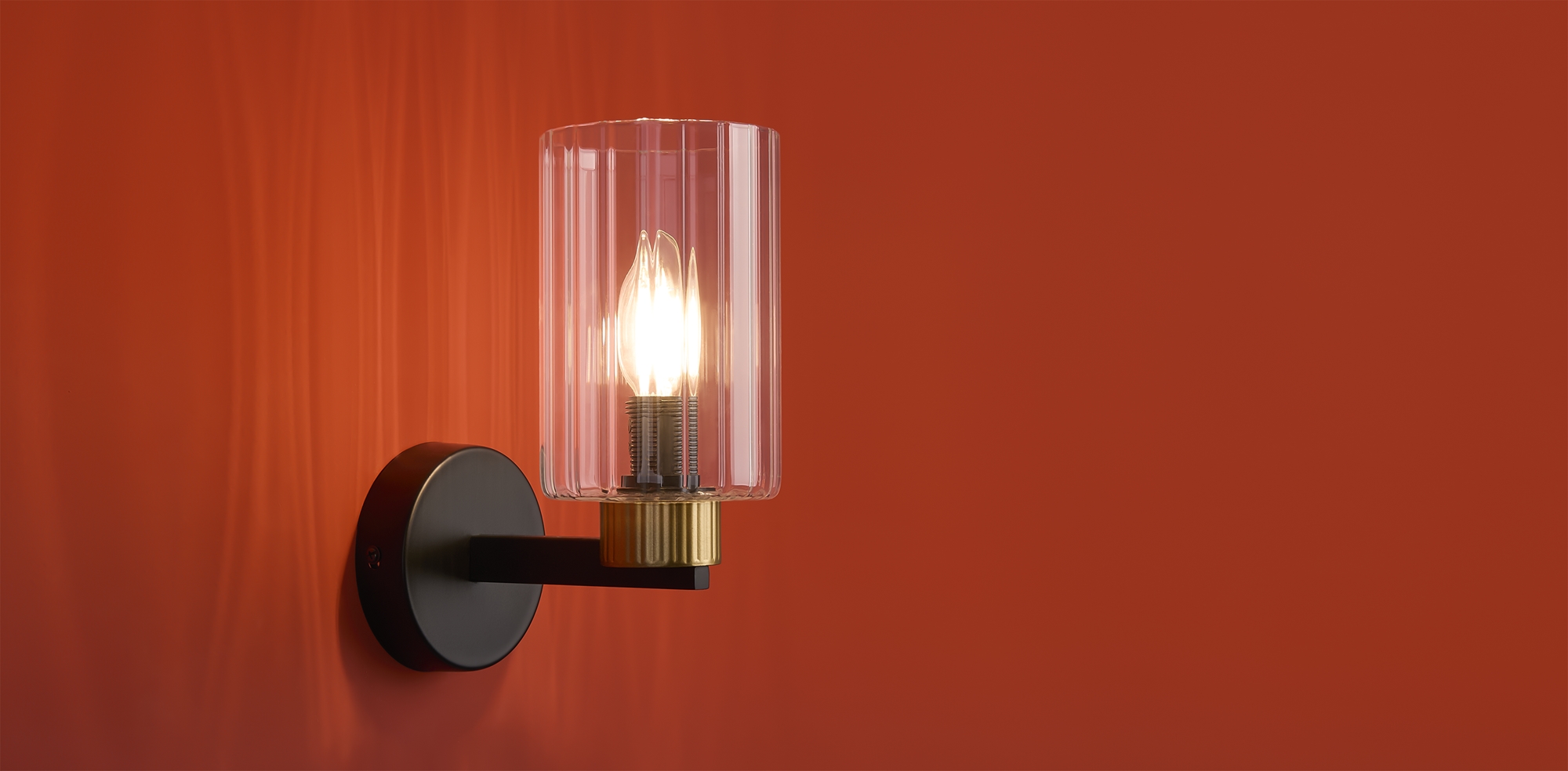 Настенный светильник (бра) Freya FR2051WL-01BBS1