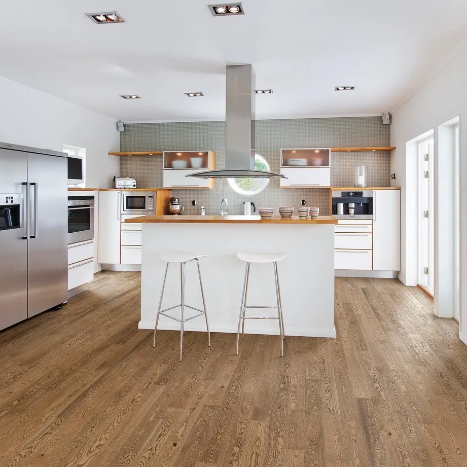 Паркетная доска Karelia IMPRESSIO ДУБ МЕРЦАНИЕ СЕРЕБРА ЛАК OAK 4 STORY 138 SILVER RIPPLE 10110647A5148111