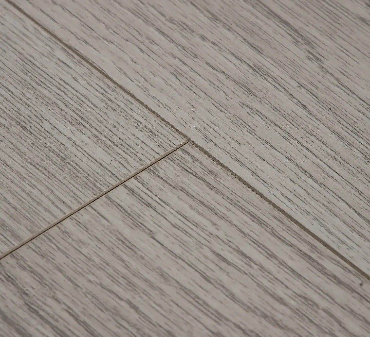 Ламинат Deck Supreme 8 33 V4 204 Дуб Эпик