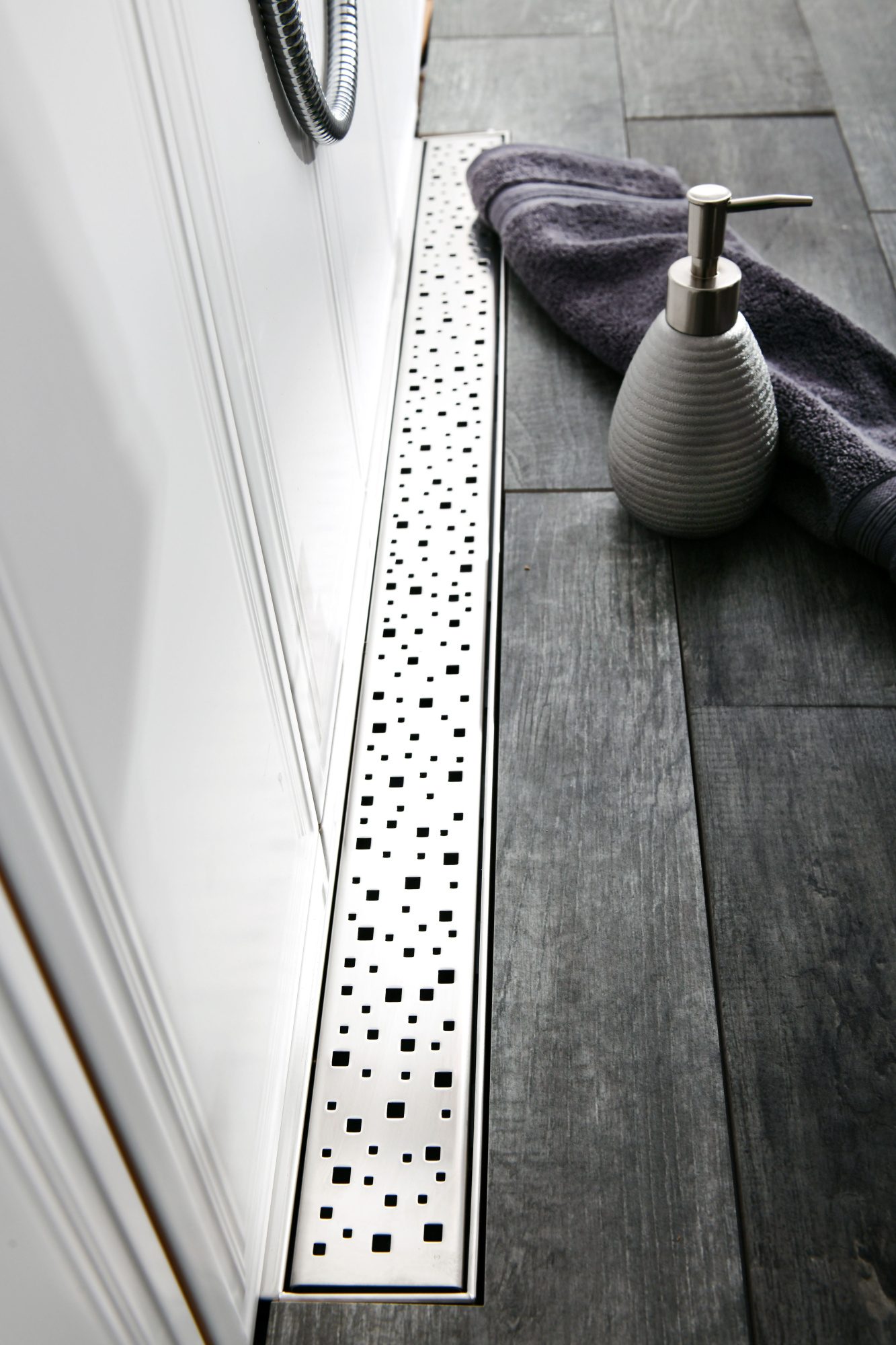 Душевой лоток 85 см Creto Quadro CRE-850 QN с решеткой, хром